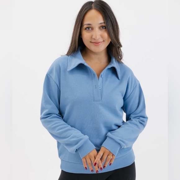 Smash + Tess Sweaters - NWT Smash + Tess Louisa top in Parisian blue size 2XL